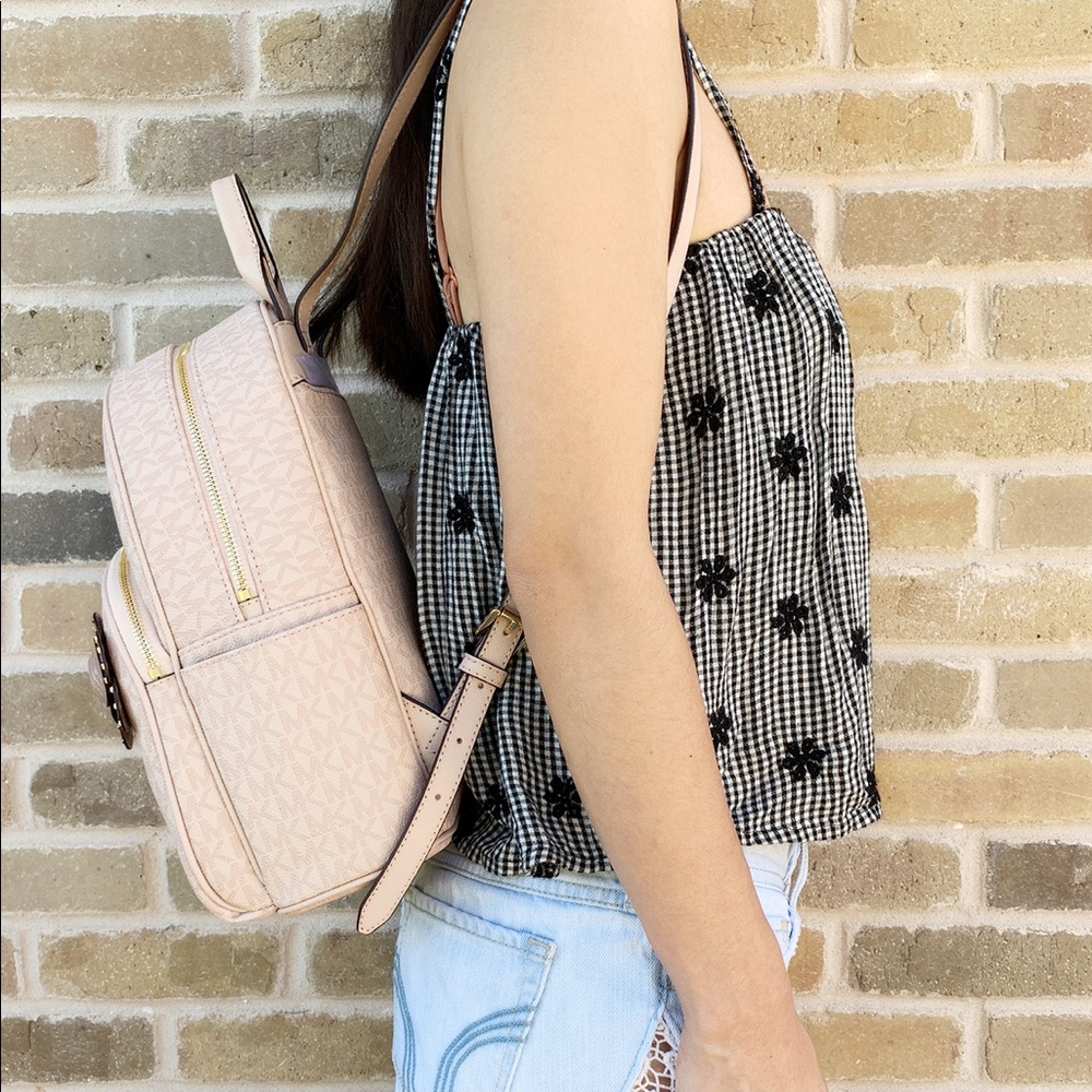 Gaby’sBags👜💕-NWTZ Michael Kors Backpack flowers - Picture 6 of 8